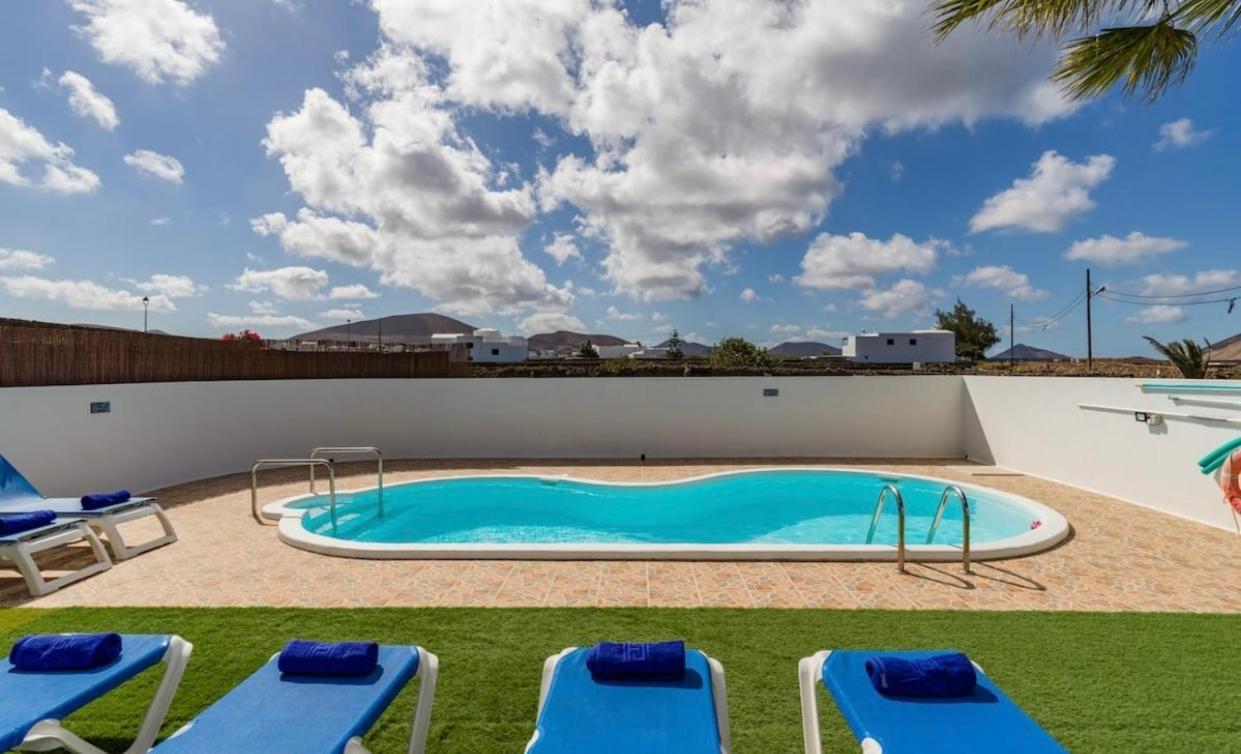 Pico Partido Villa Heated Pool Tinguaton Luaran gambar